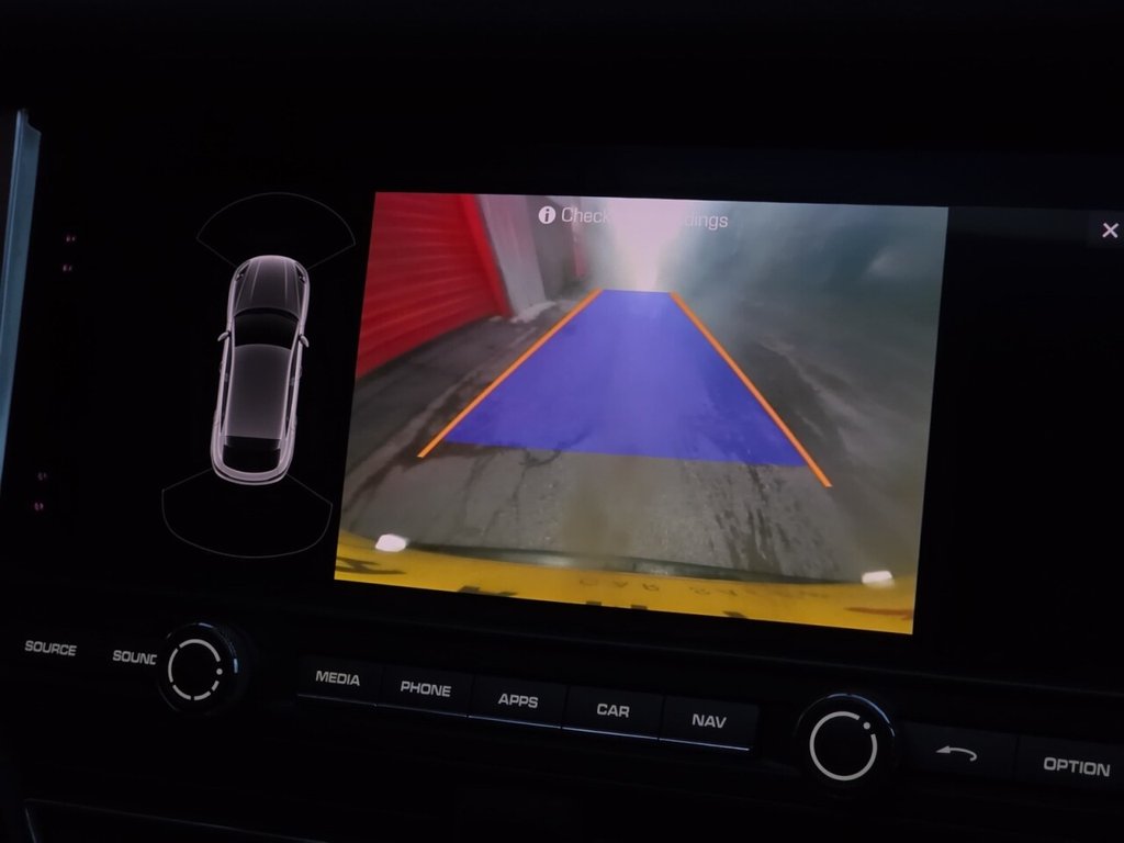 Used Porsche Macan 2020 for sale - 76660627: Photo 37