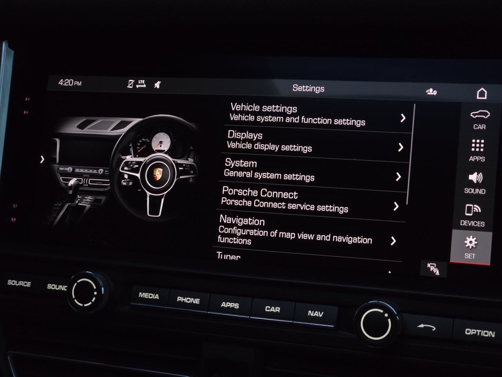 Used Porsche Macan 2020 for sale - 76660627: Photo 39