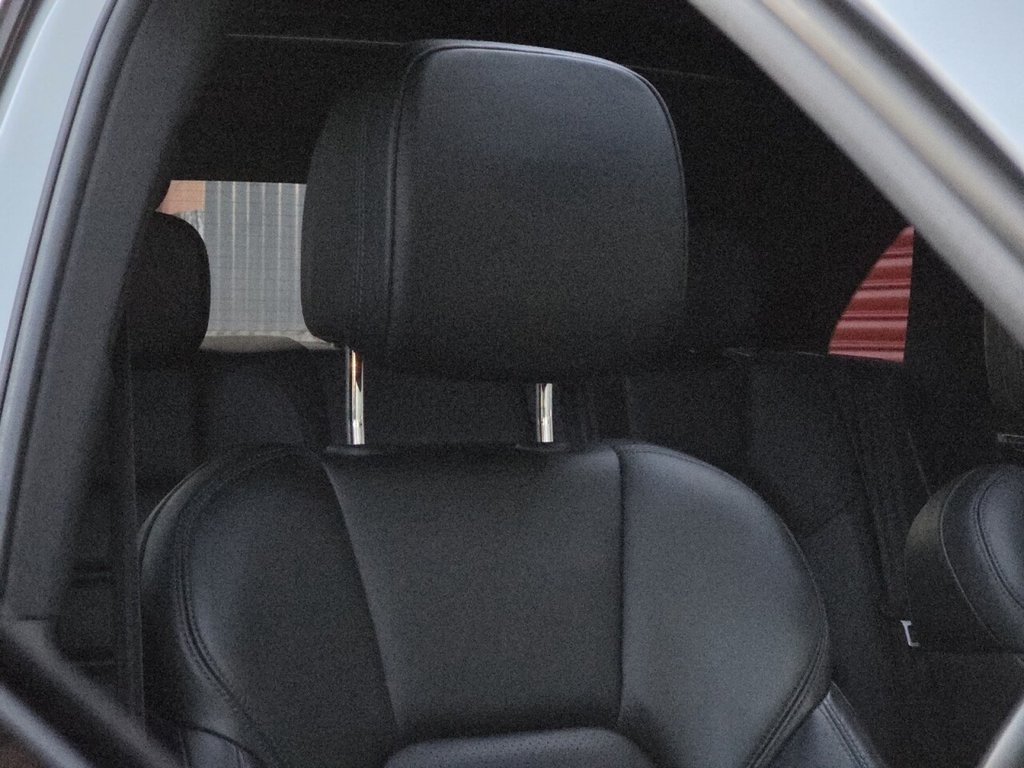 Used Porsche Macan 2020 for sale - 76660627: Photo 42