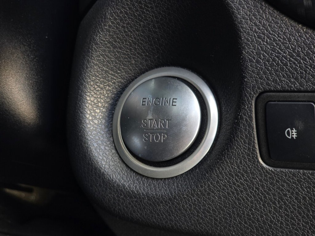 Used Mercedes-Benz A-Class 2018 for sale - 77890947: Photo 34