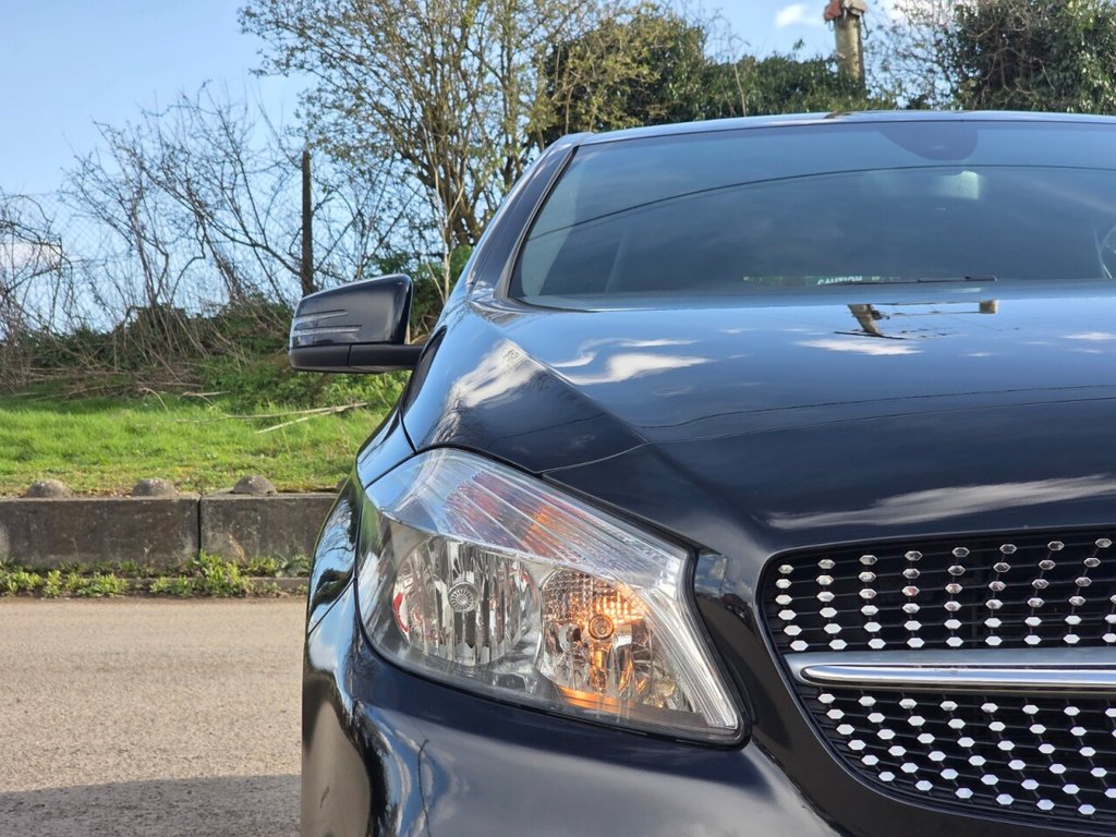 Used Mercedes-Benz A-Class 2018 for sale - 77890947: Photo 35