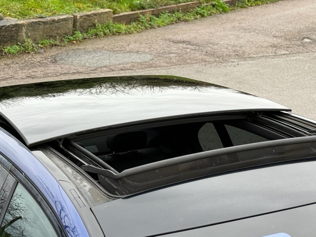 Used Mercedes-Benz C Class 2015 for sale - 76888513: Photo 50