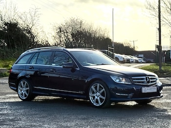 Used Mercedes-Benz C Class 2013 for sale - 76934523: Photo
