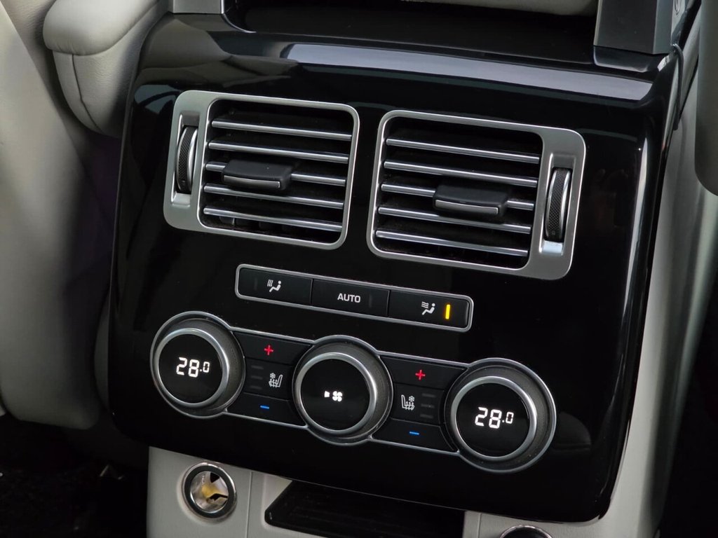 Used Land Rover Range Rover 2015 for sale - 76570417: Photo 42