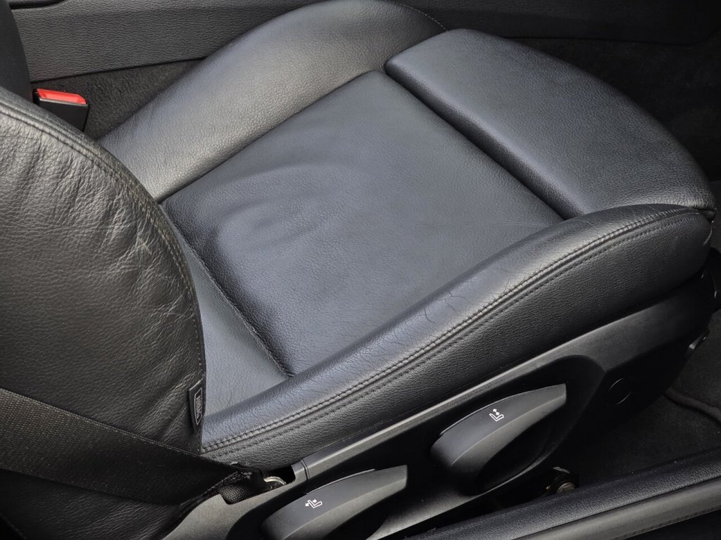 Used BMW Z4 2012 for sale - 76523306: Photo 30