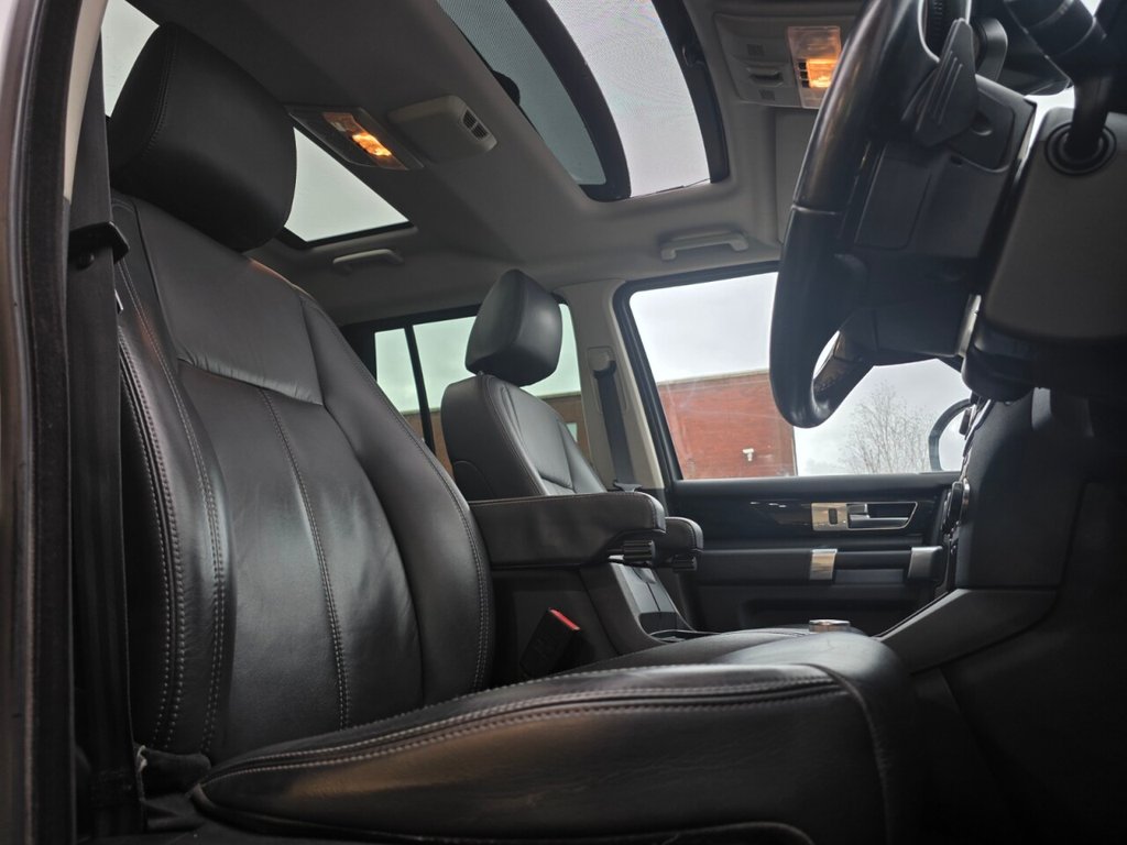 Used Land Rover Discovery 2014 for sale - 77990648: Photo 10