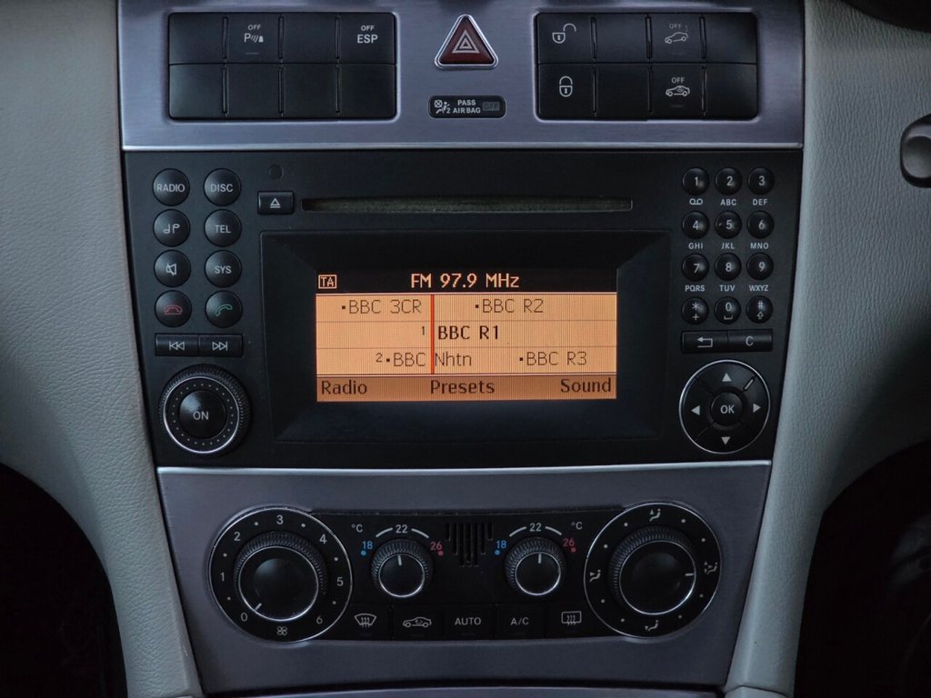 Used Mercedes-Benz CLC Class 2010 for sale - 77236585: Photo 30