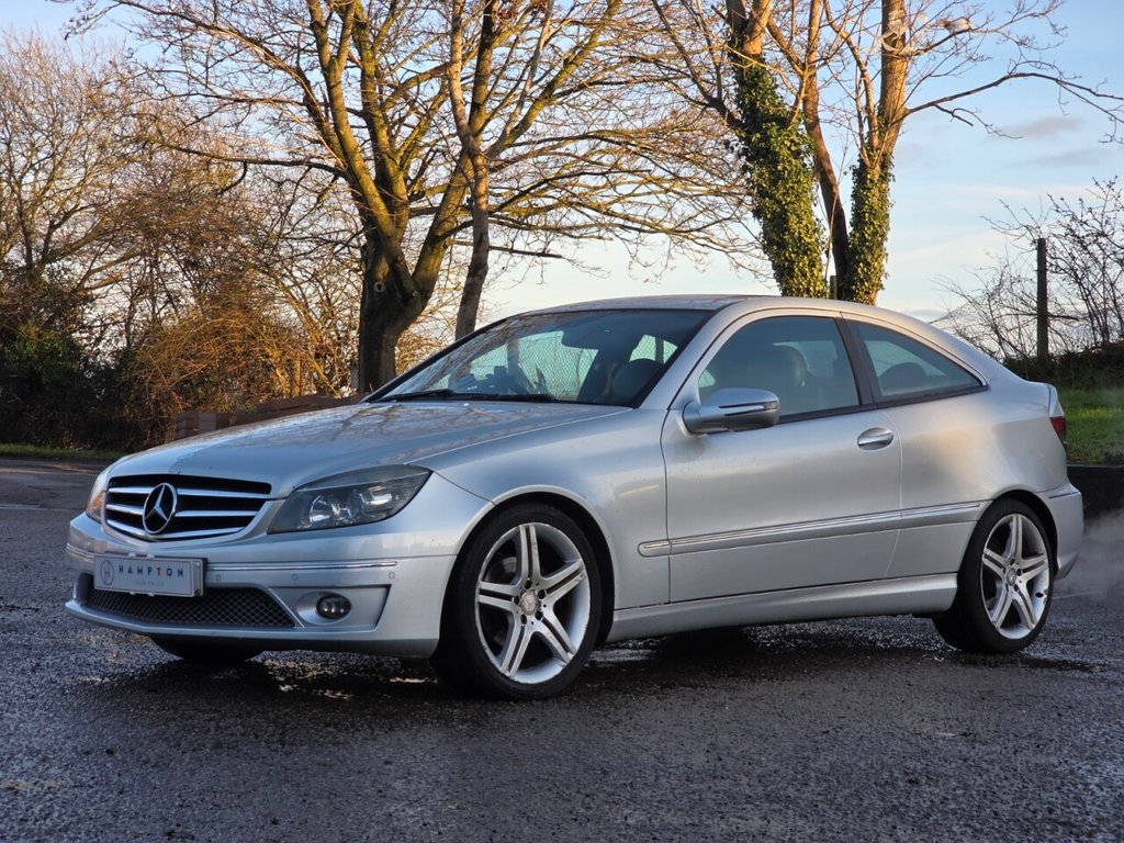 Used Mercedes-Benz CLC Class 2010 for sale - 77236585: Photo 6