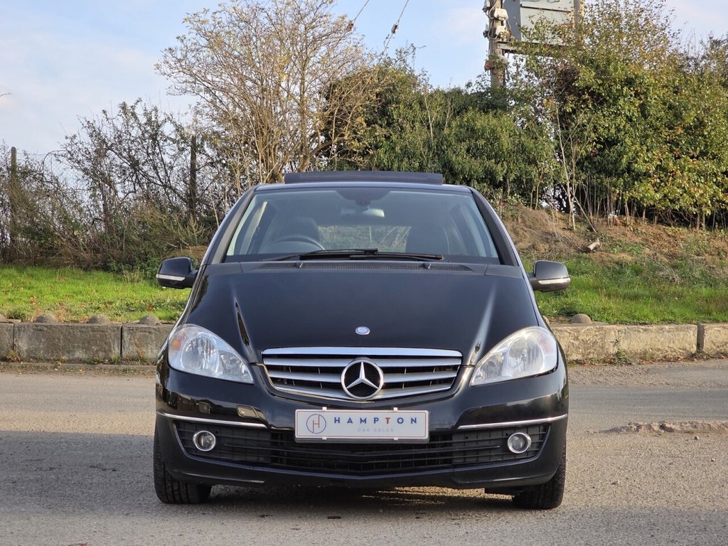 Used Mercedes-Benz A-Class 2010 for sale - 77995274: Photo 2