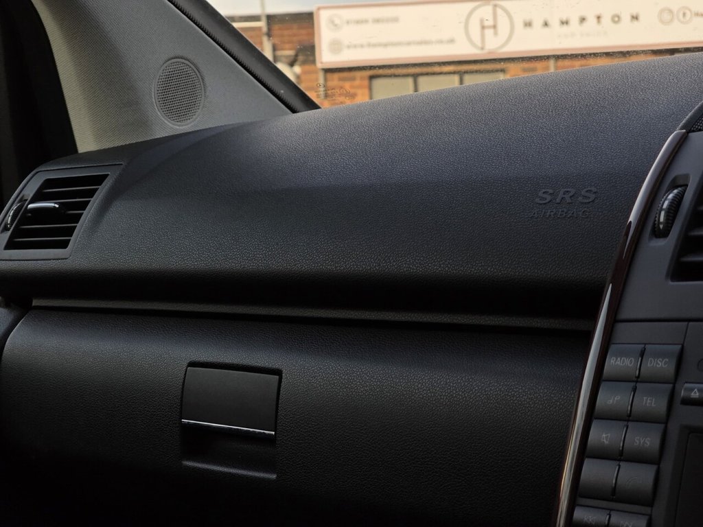 Used Mercedes-Benz A-Class 2010 for sale - 77995274: Photo 26