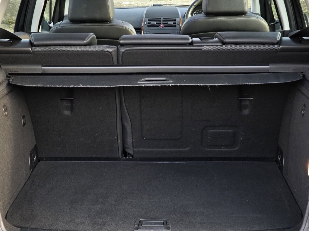 Used Mercedes-Benz A-Class 2010 for sale - 77995274: Photo 28