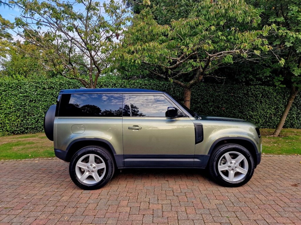 Used Land Rover Defender 2022 for sale - 77302167: Photo 3
