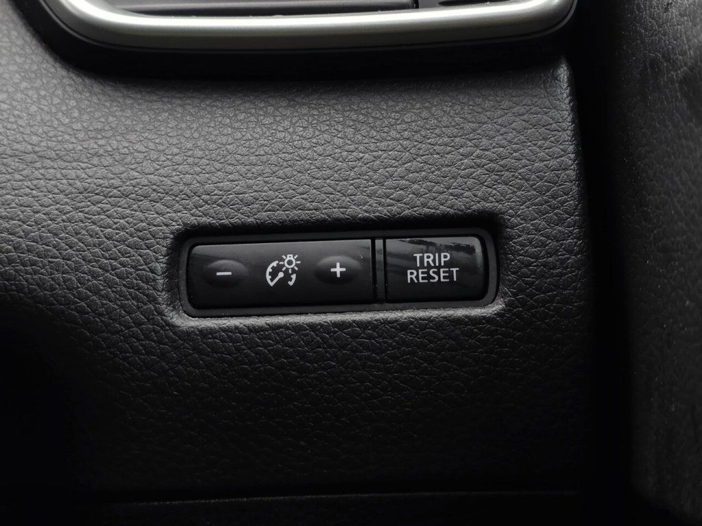 Used Nissan Qashqai 2016 for sale - 76454147: Photo 17