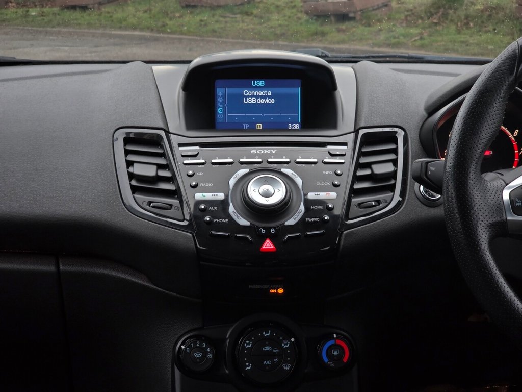 Used Ford Fiesta 2016 for sale - 77507351: Photo 15