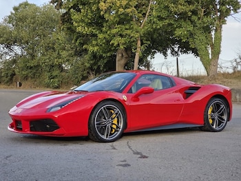 Used Ferrari 488 2019 for sale - 75698287: Photo