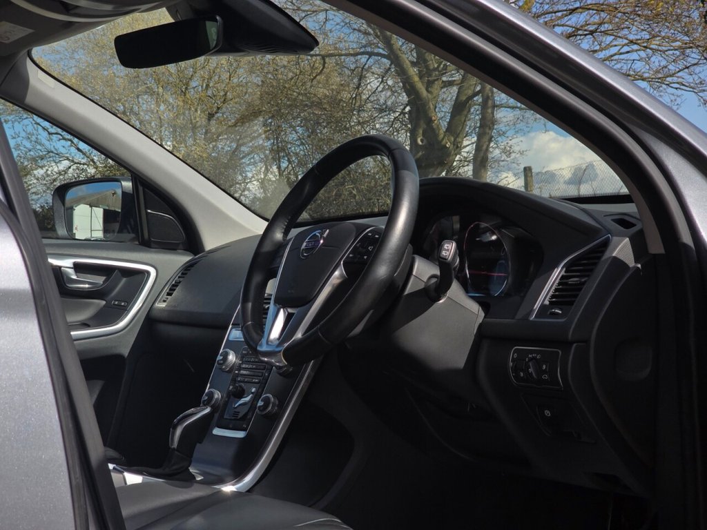 Used Volvo XC60 2015 for sale - 78110199: Photo 11