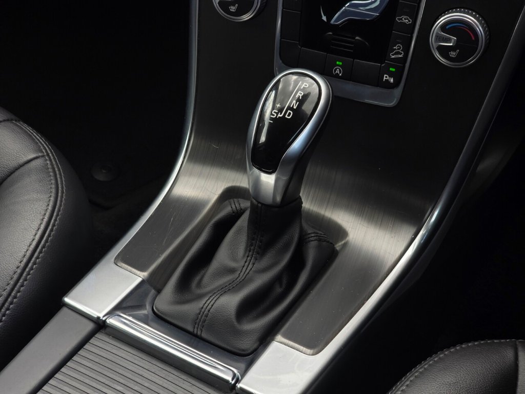 Used Volvo XC60 2015 for sale - 78110199: Photo 24