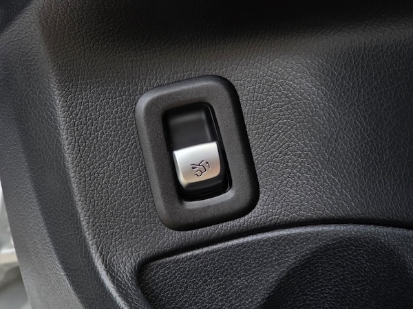 Used Mercedes-Benz C-Class 2020 for sale - 76216796: Photo 17