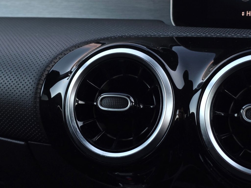 Used Mercedes-Benz CLA 2019 for sale - 77111170: Photo 31