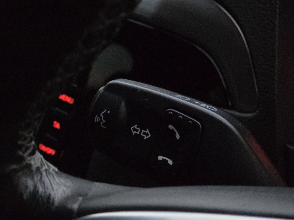 Used Ford Galaxy 2013 for sale - 76642790: Photo 23