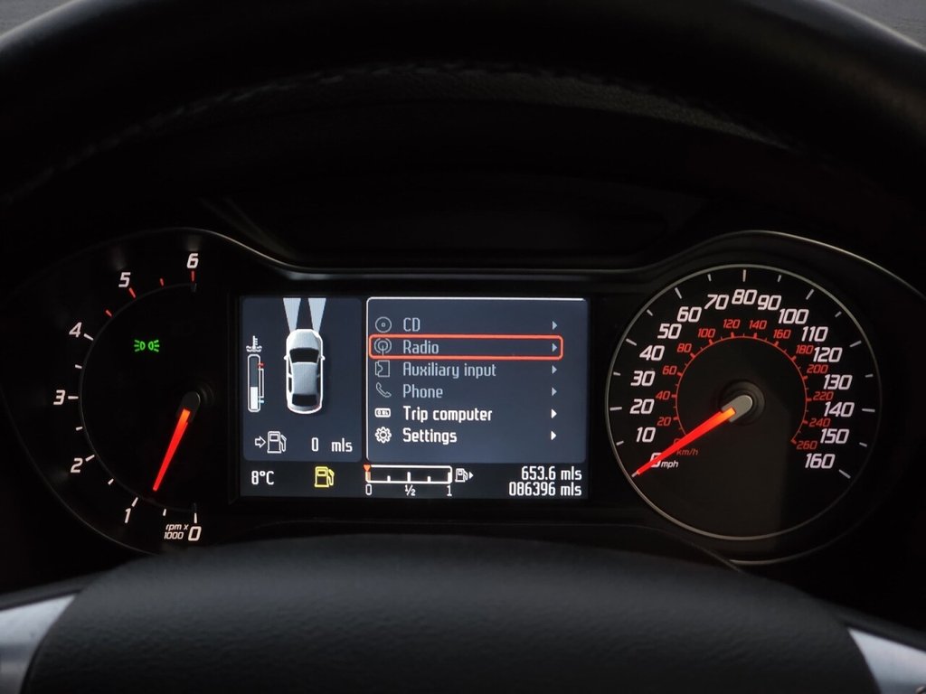 Used Ford Galaxy 2013 for sale - 76642790: Photo 24