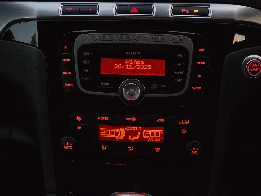 Used Ford Galaxy 2013 for sale - 76642790: Photo 29