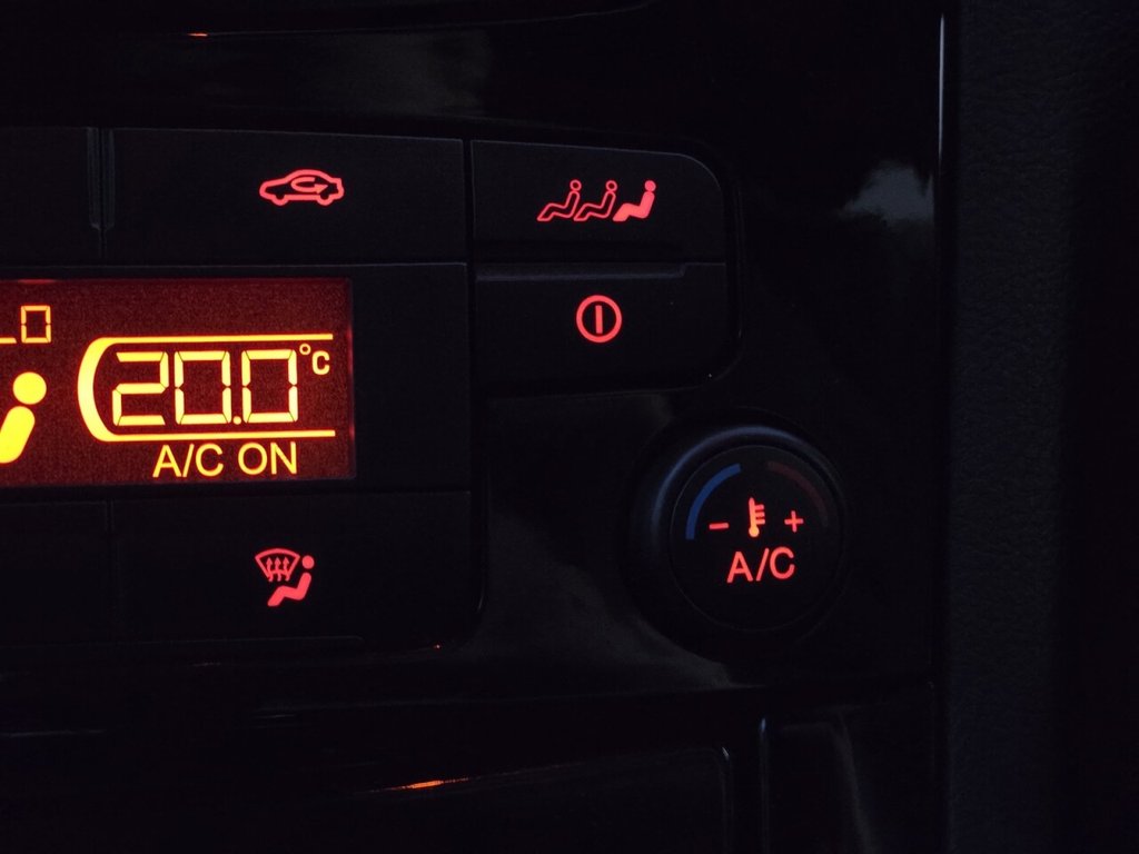 Used Ford Galaxy 2013 for sale - 76642790: Photo 37