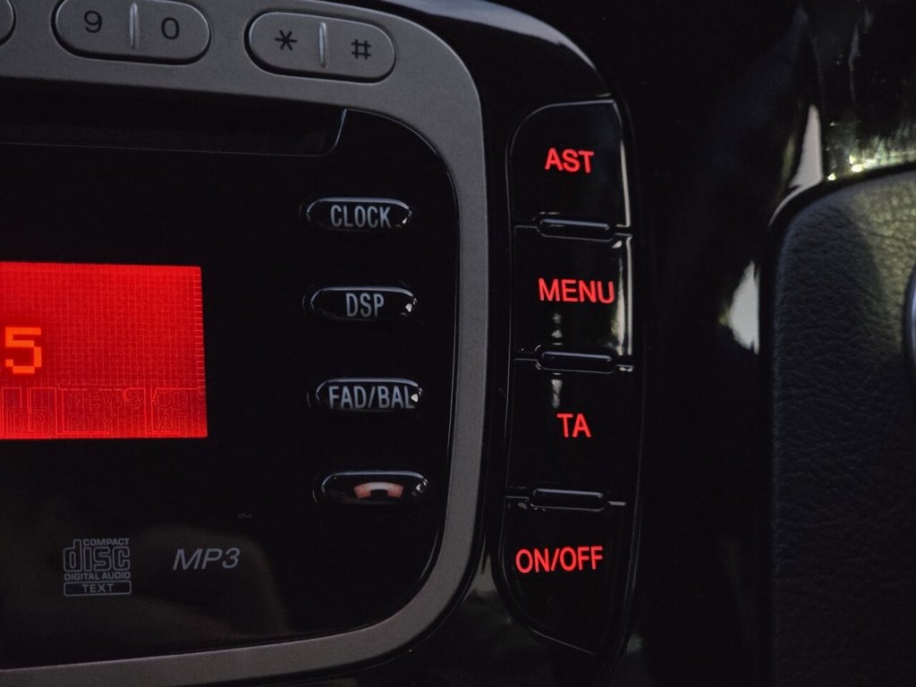 Used Ford Galaxy 2013 for sale - 76642790: Photo 39