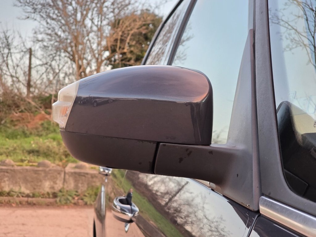 Used Ford Galaxy 2013 for sale - 76642790: Photo 40