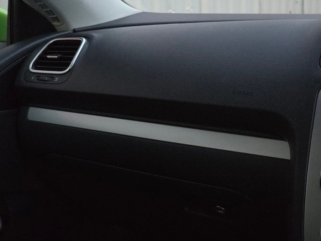 Used Volkswagen Scirocco 2010 for sale - 77703519: Photo 26