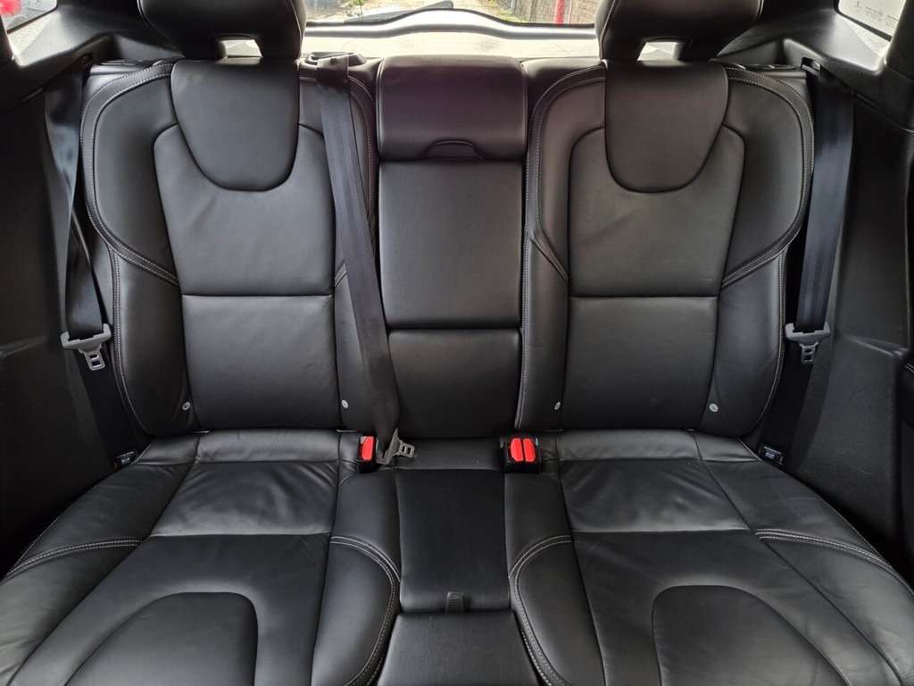 Used Volvo V40 2015 for sale - 77880079: Photo 12