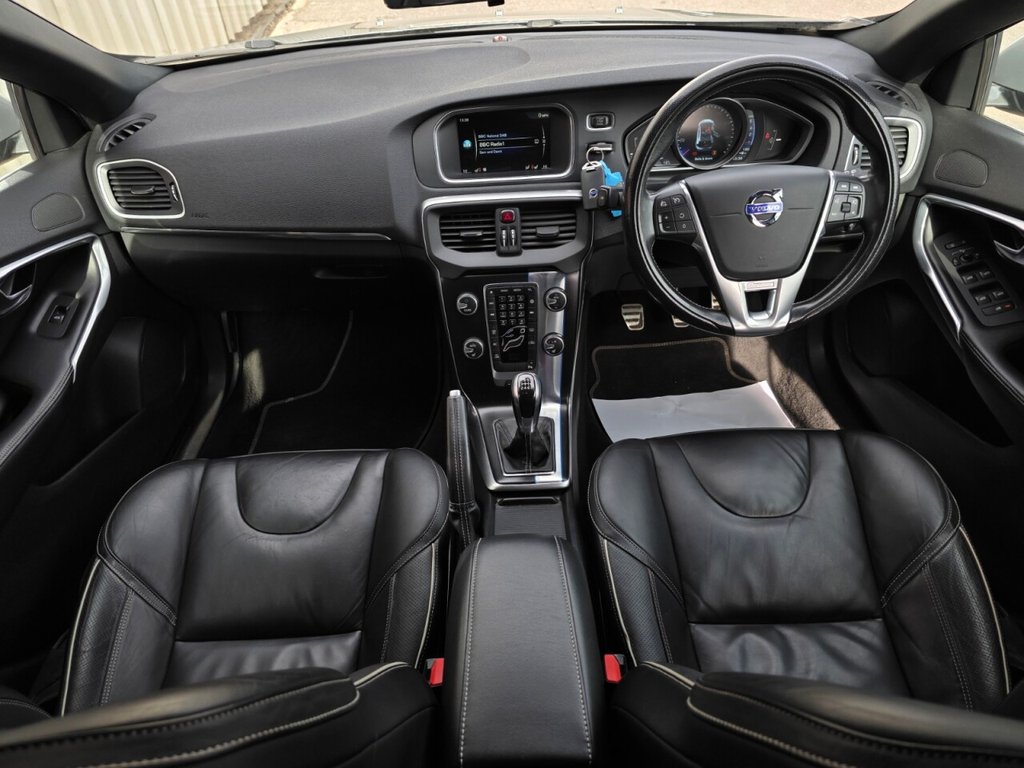 Used Volvo V40 2015 for sale - 77880079: Photo 13