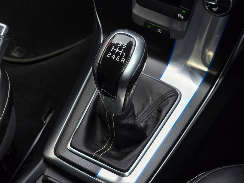 Used Volvo V40 2015 for sale - 77880079: Photo 22