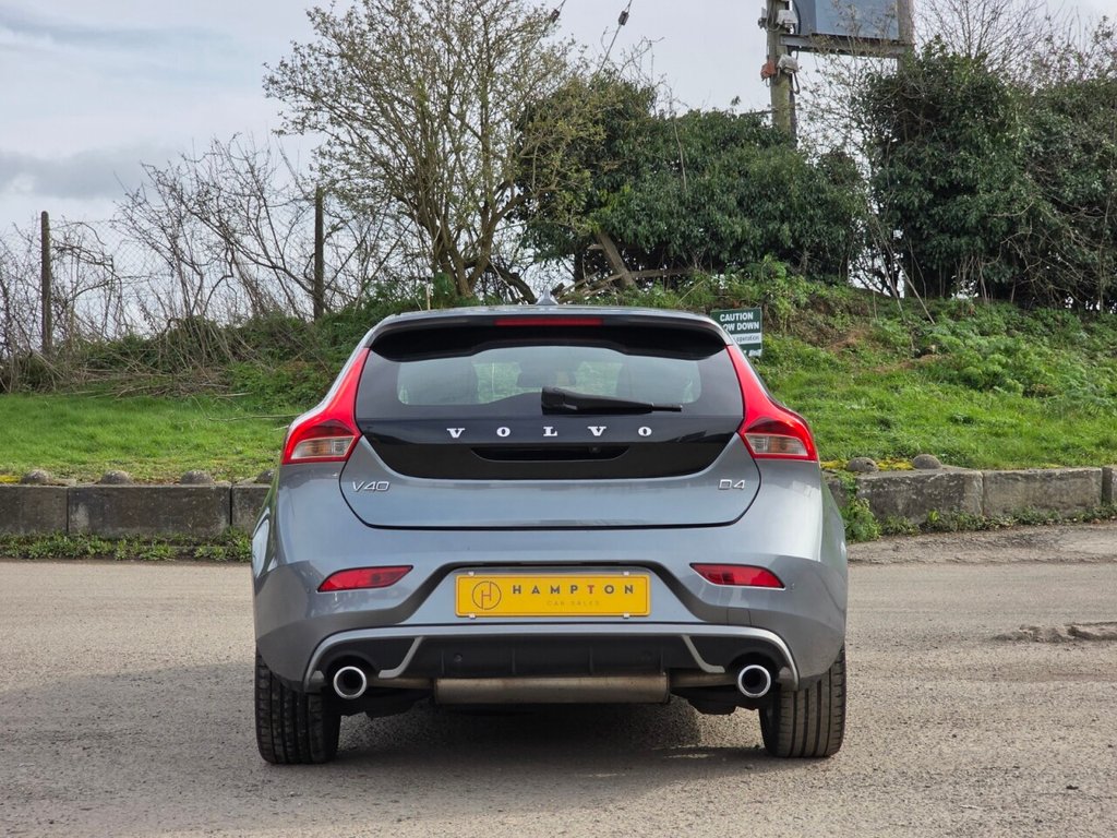 Used Volvo V40 2015 for sale - 77880079: Photo 8