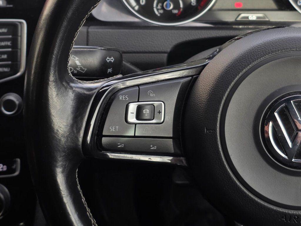 Used Volkswagen Golf 2016 for sale - 77133438: Photo 21