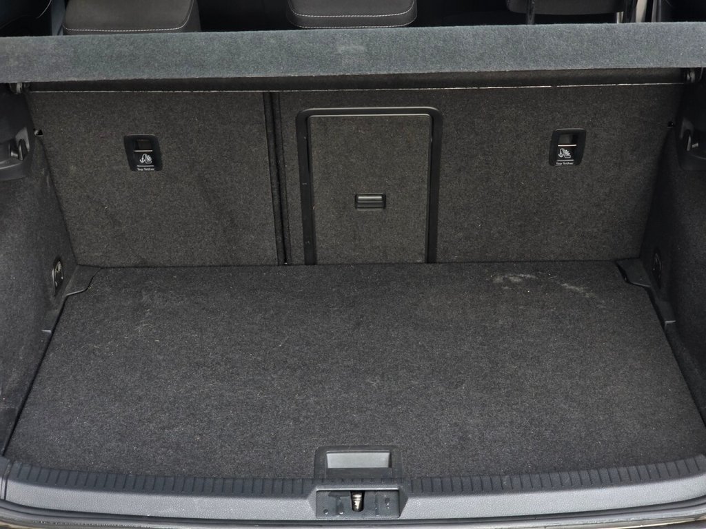 Used Volkswagen Golf 2016 for sale - 77133438: Photo 43