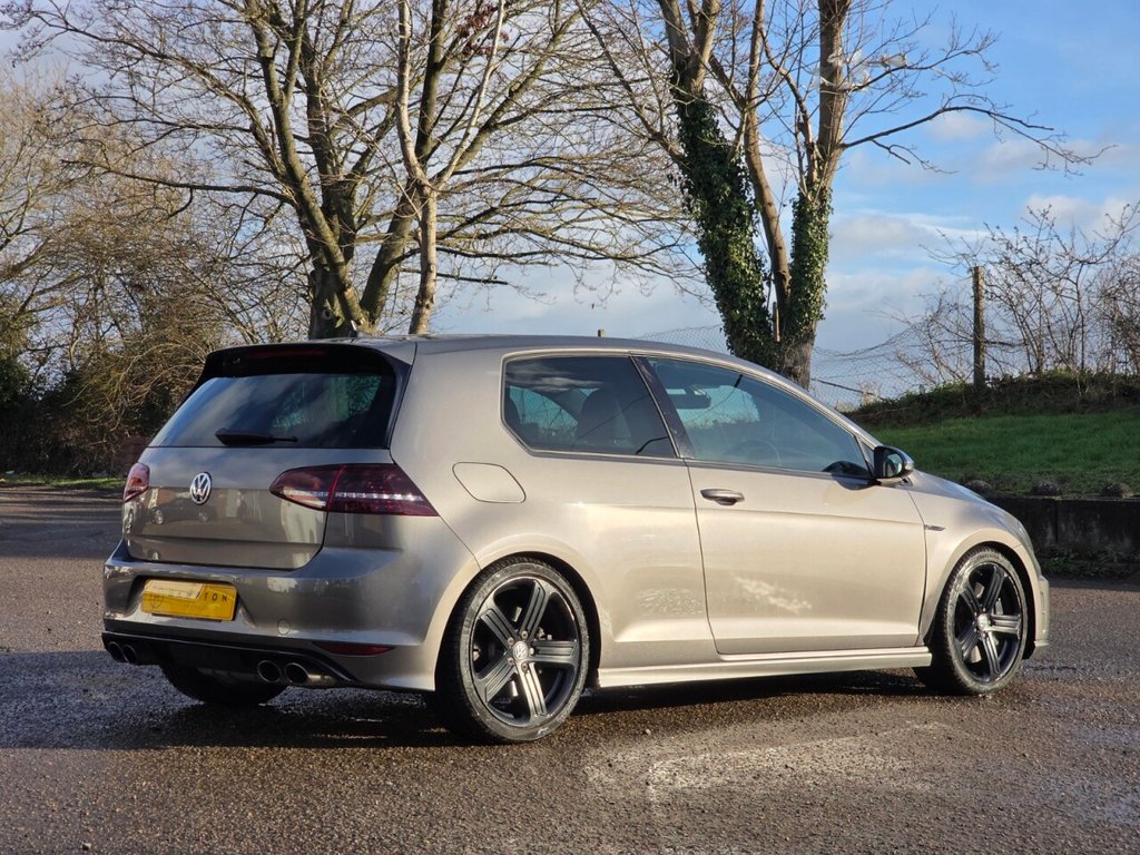 Used Volkswagen Golf 2016 for sale - 77133438: Photo 8