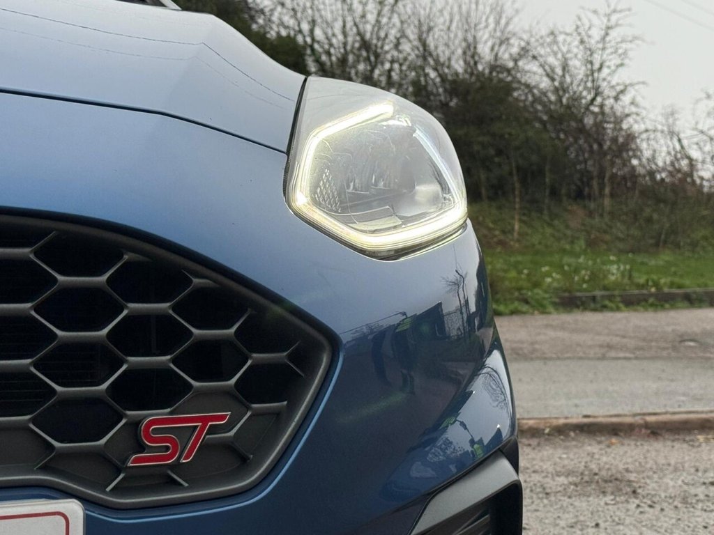 Used Ford Fiesta 2020 for sale - 76591200: Photo 39