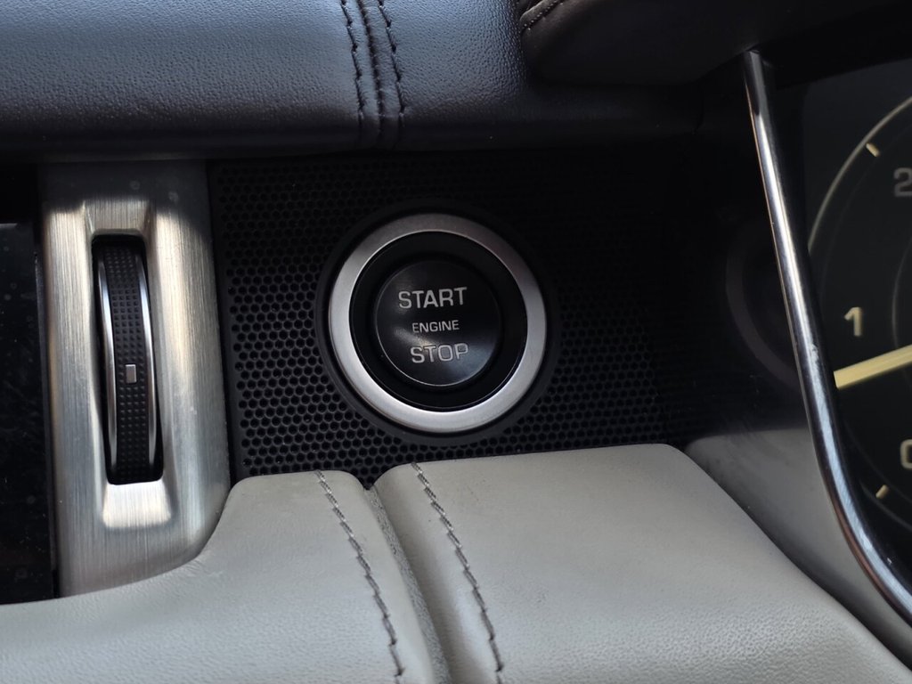 Used Land Rover Range Rover 2015 for sale - 76124128: Photo 33