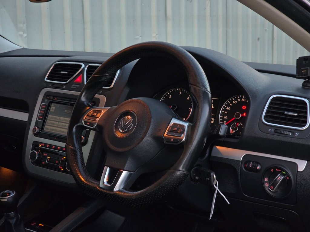 Used Volkswagen Scirocco 2010 for sale - 77313270: Photo 28