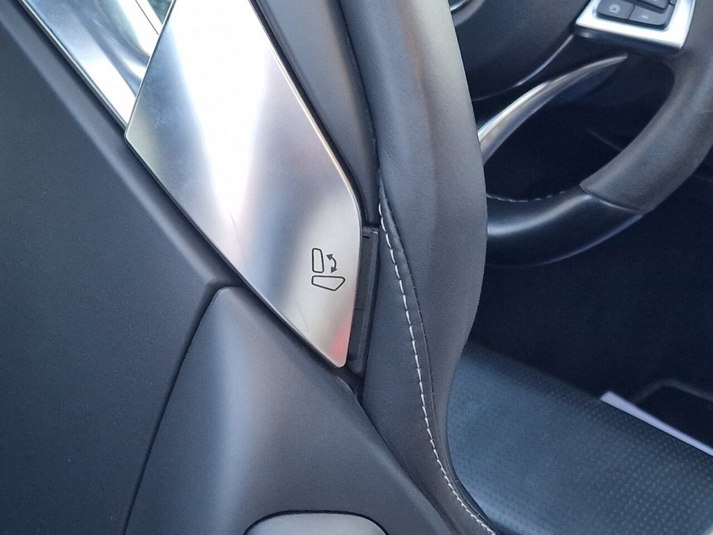 Vehicle 44