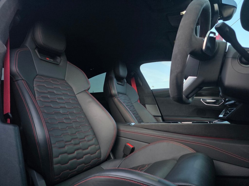 Used Audi RS e-tron GT 2021 for sale - 77275914: Photo 11