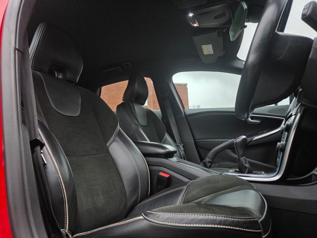 Used Volvo V40 2014 for sale - 77780526: Photo 11