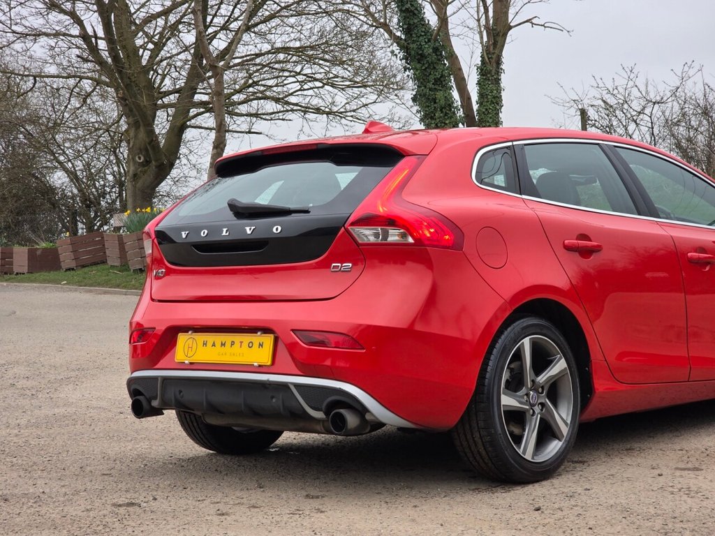 Used Volvo V40 2014 for sale - 77780526: Photo 37