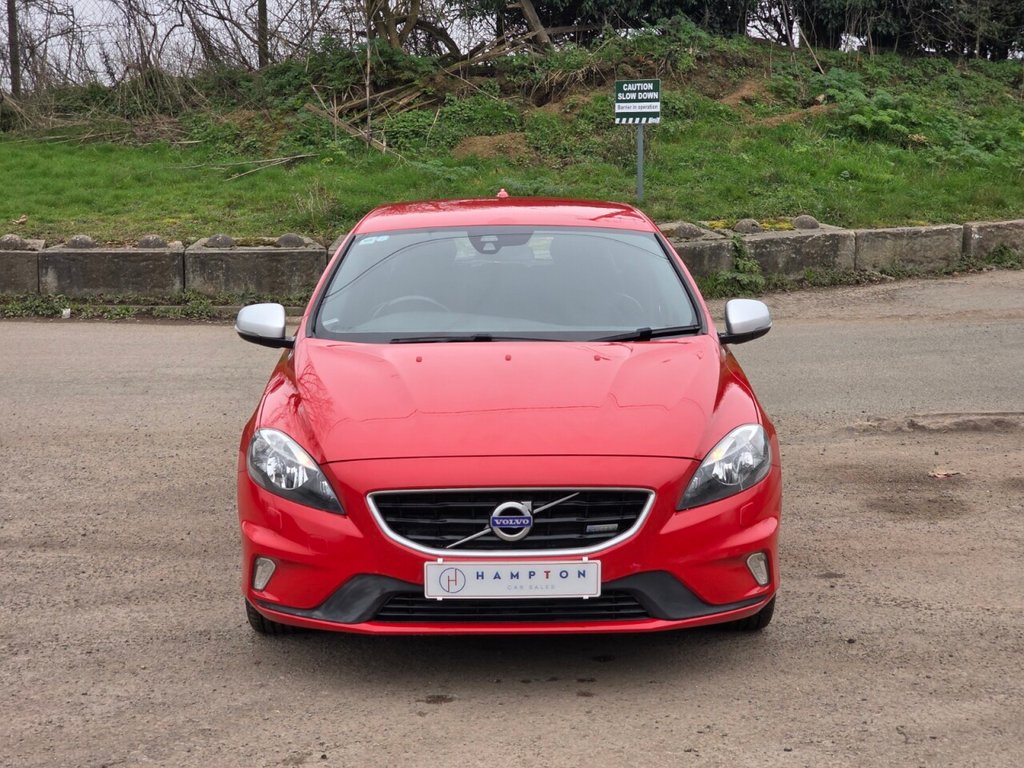 Used Volvo V40 2014 for sale - 77780526: Photo 4