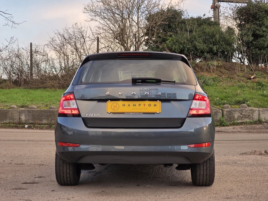 Used Skoda Fabia 2020 for sale - 76934785: Photo 8