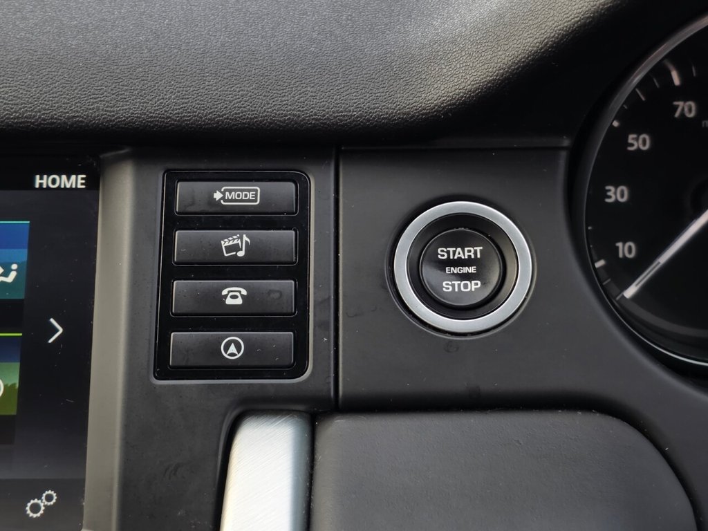 Used Land Rover Discovery Sport 2017 for sale - 77313339: Photo 29