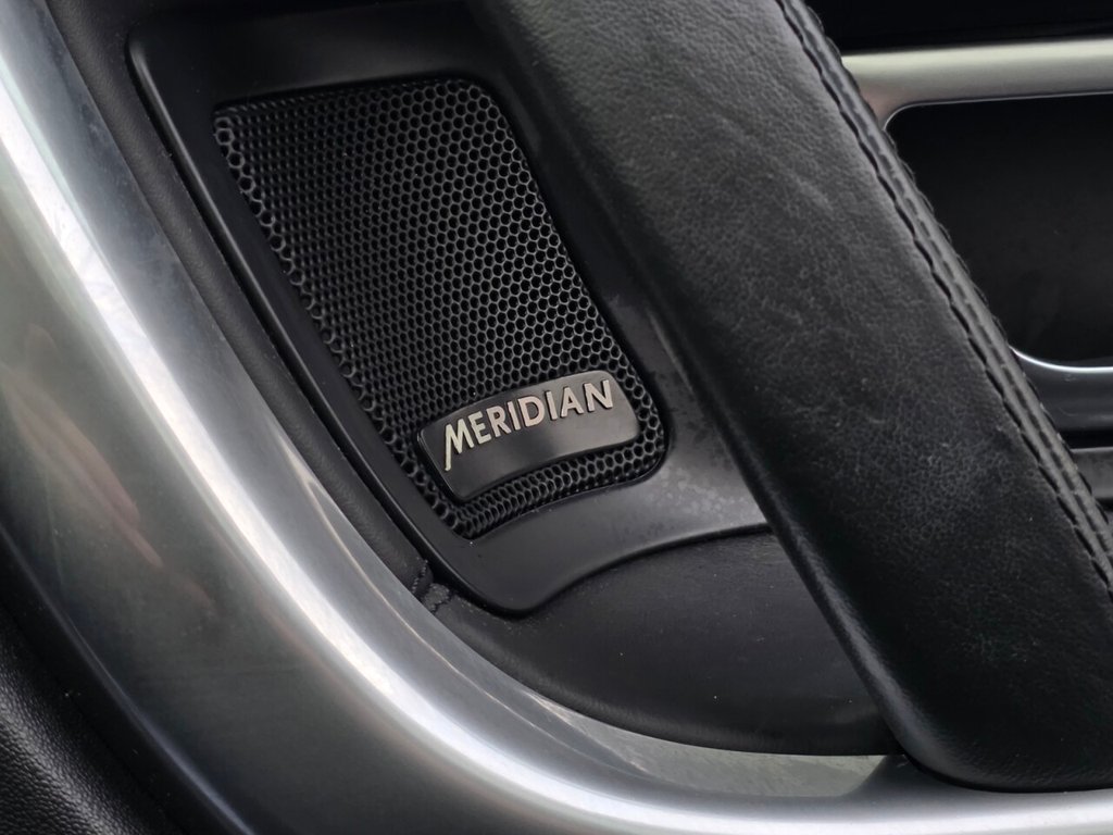 Used Land Rover Discovery Sport 2017 for sale - 77313339: Photo 32