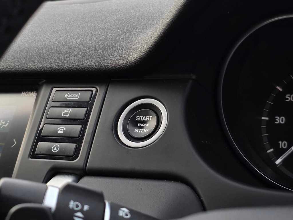 Used Land Rover Discovery Sport 2017 for sale - 77313339: Photo 33