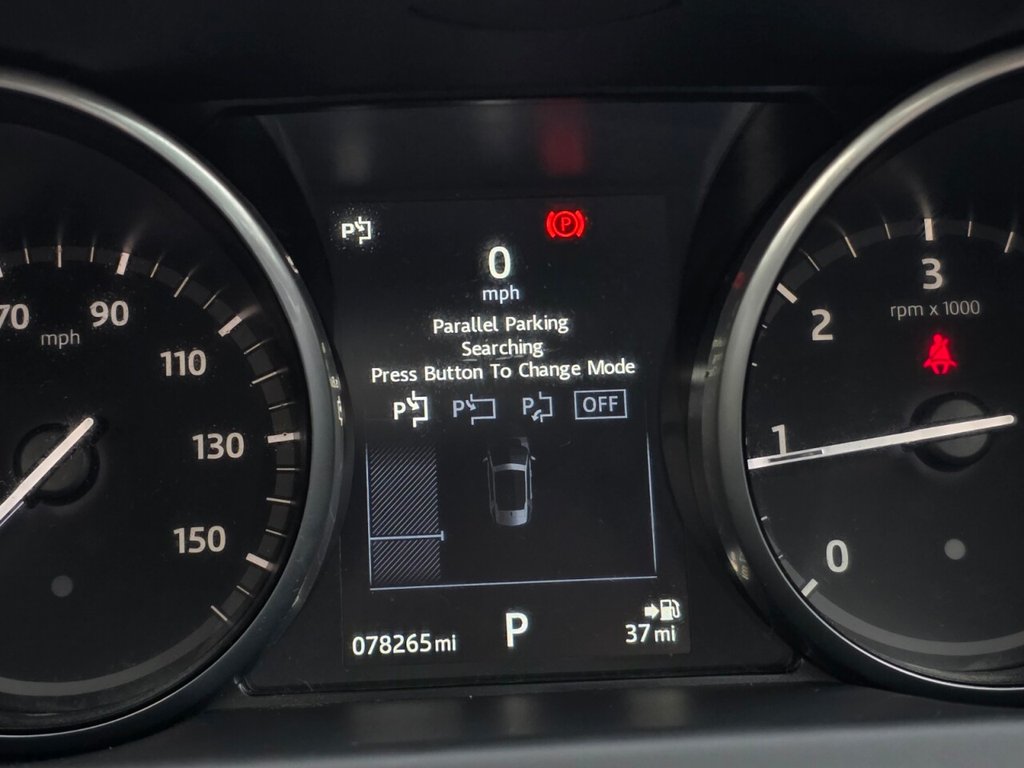 Used Land Rover Discovery Sport 2017 for sale - 77313339: Photo 42